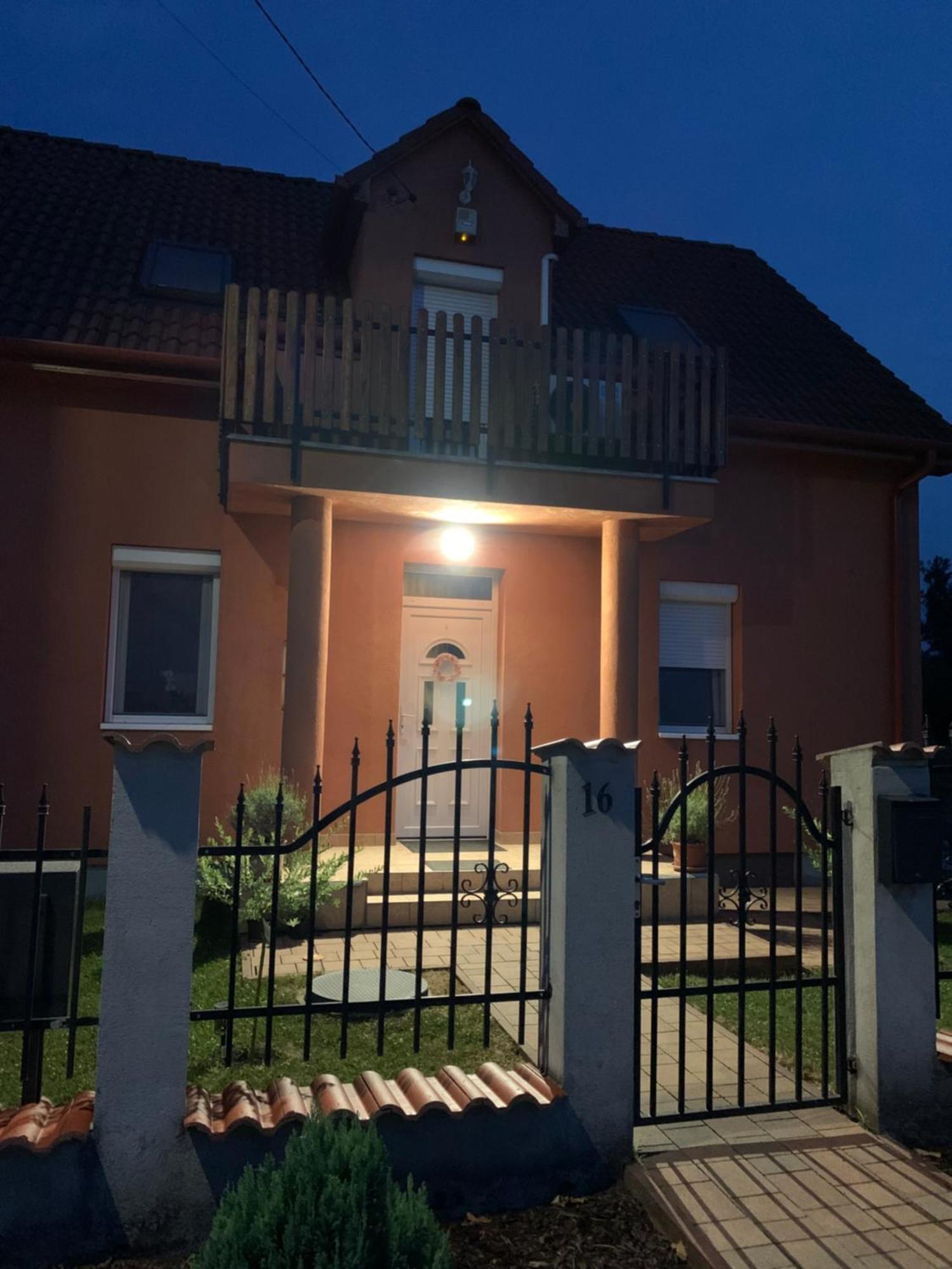 Feher Orchidea Apartman Egerszalók Extérieur photo
